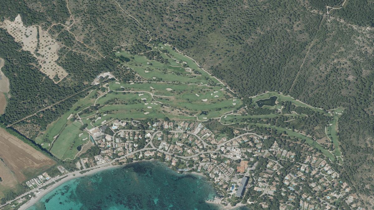 Vista aérea de Club de Golf Son Servera y su entorno